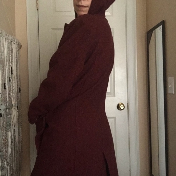 Woolrich Hooded Jacket - Picture 4 of 5